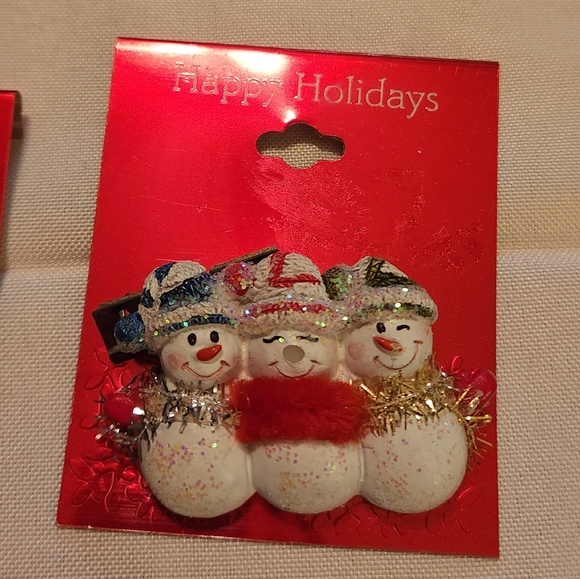 ๐ Vintage Christmas pins x 5 - Picture 3 of 8